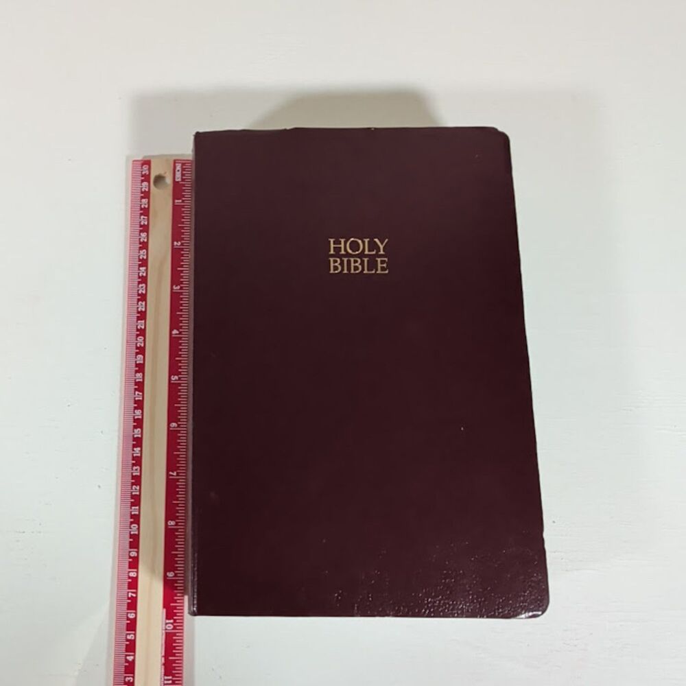 BRAND NEW NKJV  Reference Bible Burgundy Leatherflex Thomas Nelson 1994 Vint